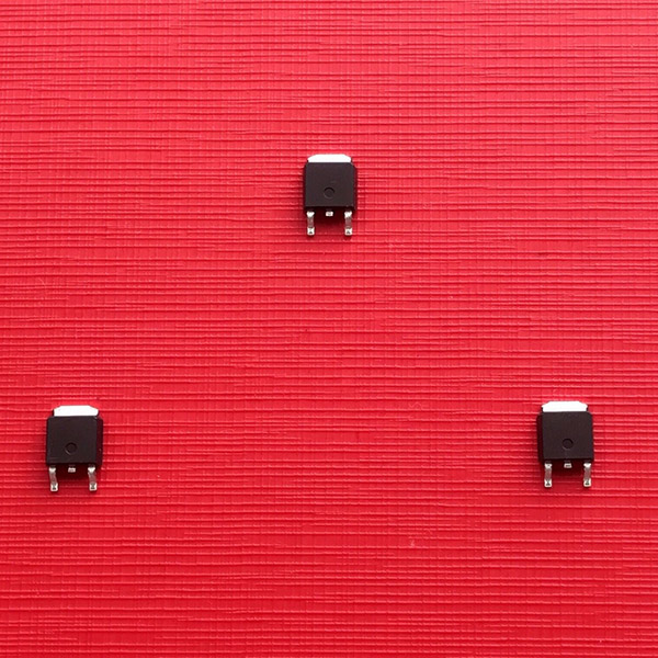 MOS管作為開關應用，與三極管相比，孰優孰劣？